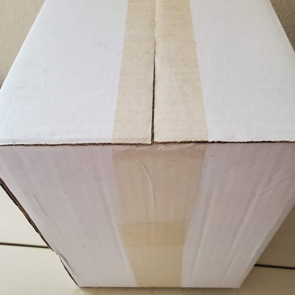 Kim Seybert Vague Pitcher in Smoke - Picture 2 of 5